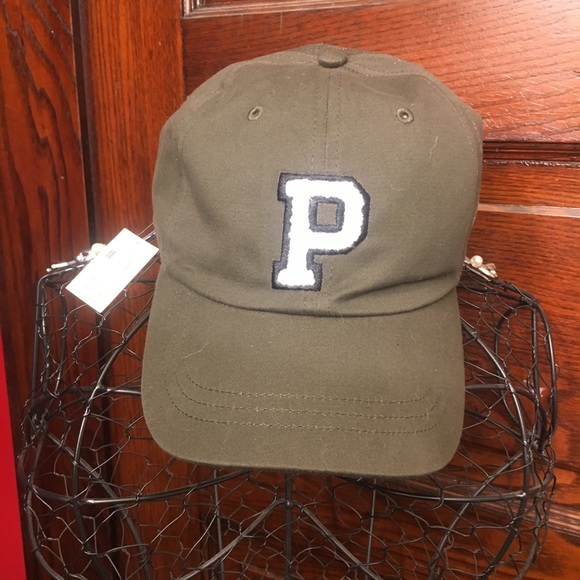 PINK Victoria's Secret Accessories - Pink Victoria’s Secret baseball hat.